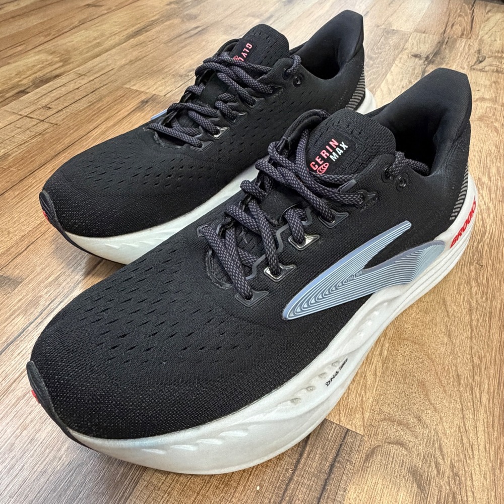 Brooks Glycerin Max Mens Black White Red Running Shoes 1104471D045 Size 9